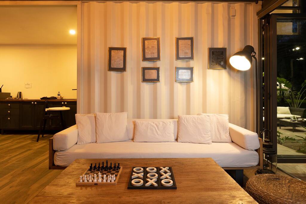 container villa decoration8